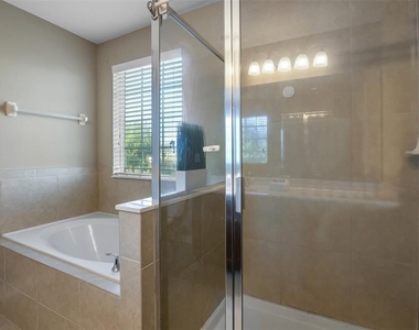 2752 River Landing Drive - Photo Thumbnail 20