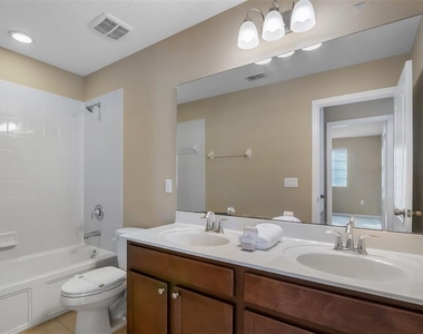 2752 River Landing Drive - Photo Thumbnail 21