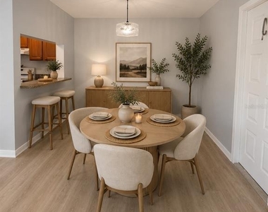 1223 S Pine Ridge Circle - Photo Thumbnail 2