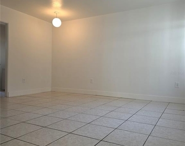 1010 E Central Boulevard - Photo Thumbnail 4