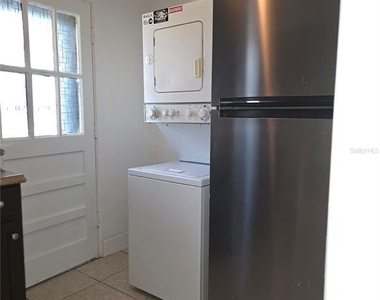 1010 E Central Boulevard - Photo Thumbnail 10