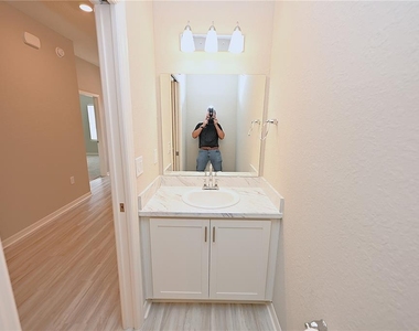 1731 Oceania Avenue - Photo Thumbnail 36