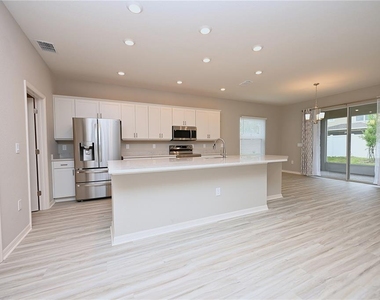 1731 Oceania Avenue - Photo Thumbnail 2