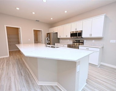 1731 Oceania Avenue - Photo Thumbnail 3