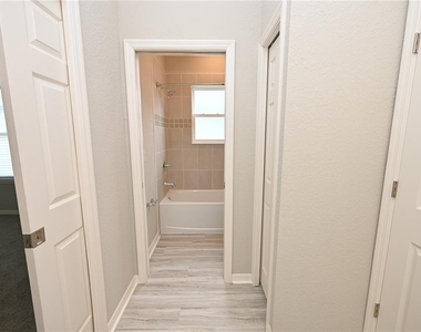 1731 Oceania Avenue - Photo Thumbnail 30