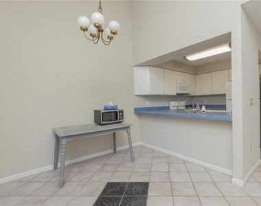 4356 Sw 20th Lane - Photo Thumbnail 2
