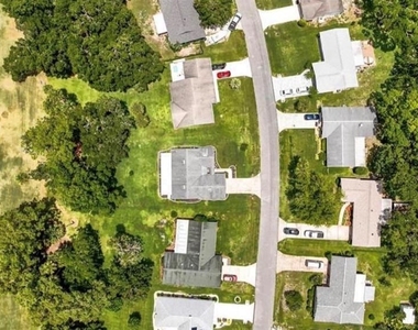 16 Courtney Place - Photo Thumbnail 58
