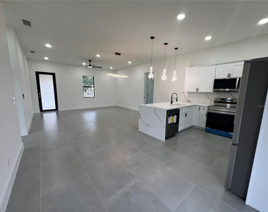 21492 Dollard Avenue - Photo Thumbnail 6