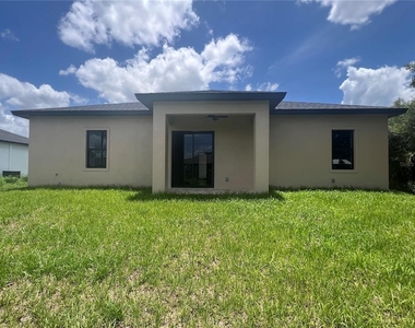 21492 Dollard Avenue - Photo Thumbnail 9