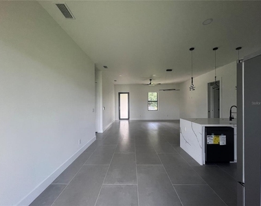 21492 Dollard Avenue - Photo Thumbnail 4