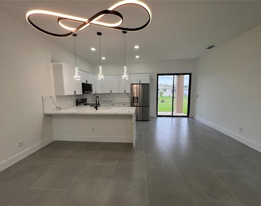 21492 Dollard Avenue - Photo Thumbnail 3