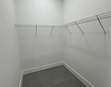 21492 Dollard Avenue - Photo Thumbnail 21