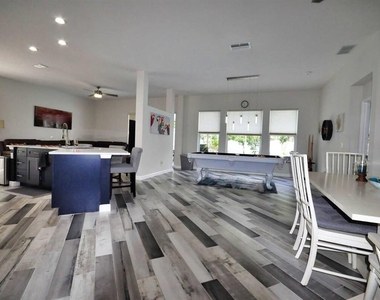 4119 2nd Avenue E - Photo Thumbnail 10