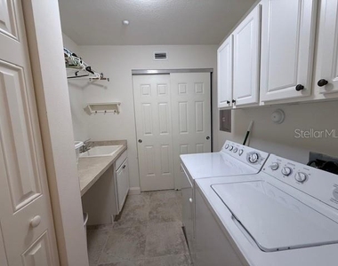 7710 Lake Vista Court - Photo Thumbnail 31