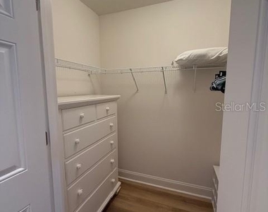 7710 Lake Vista Court - Photo Thumbnail 18