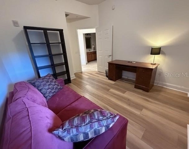 7710 Lake Vista Court - Photo Thumbnail 28