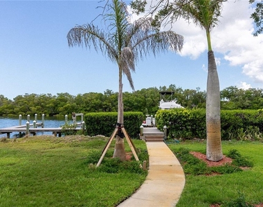 2424 Bay Drive - Photo Thumbnail 29