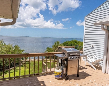 2424 Bay Drive - Photo Thumbnail 21