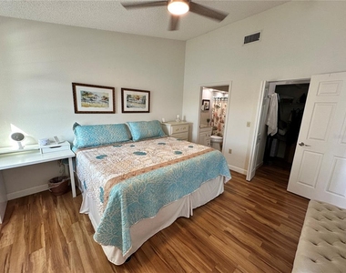 1233 Spoonbill Landings Circle - Photo Thumbnail 17