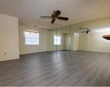 4161 66th Street Circle W - Photo Thumbnail 3