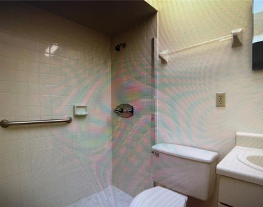 4161 66th Street Circle W - Photo Thumbnail 8