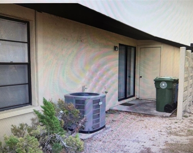 4161 66th Street Circle W - Photo Thumbnail 9