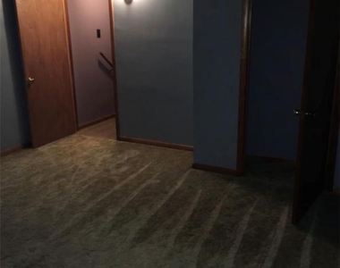 69 W Ridge Street - Photo Thumbnail 5