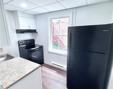 918 W Turner Street - Photo Thumbnail 8