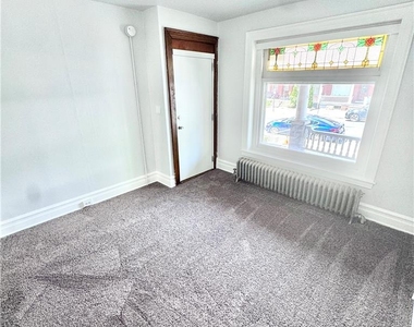 1620 W Chew Street - Photo Thumbnail 2