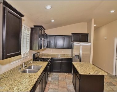 3286 Azteca Trail - Photo Thumbnail 11