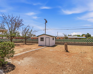 5704 Sage Court - Photo Thumbnail 32