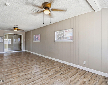 5704 Sage Court - Photo Thumbnail 12
