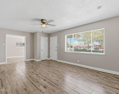 5704 Sage Court - Photo Thumbnail 3