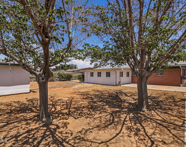 5704 Sage Court - Photo Thumbnail 34