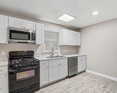 5704 Sage Court - Photo Thumbnail 7