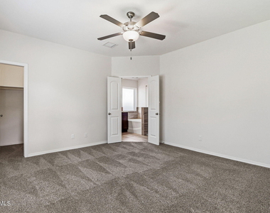 13745 Lago Vista Avenue - Photo Thumbnail 19