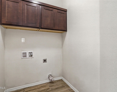 13745 Lago Vista Avenue - Photo Thumbnail 13