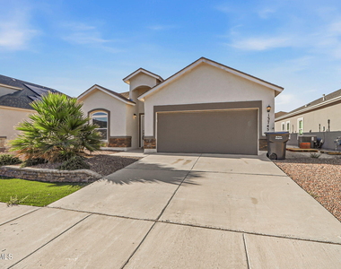 13745 Lago Vista Avenue - Photo Thumbnail 1