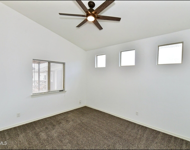 13136 Wellington - Photo Thumbnail 22