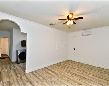 13136 Wellington - Photo Thumbnail 20