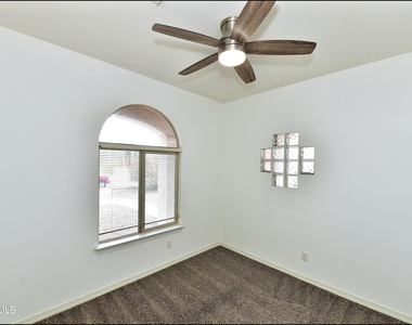 13136 Wellington - Photo Thumbnail 27