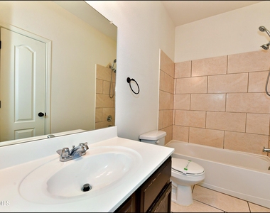 13136 Wellington - Photo Thumbnail 29