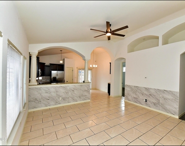 13136 Wellington - Photo Thumbnail 6