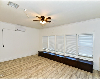 13136 Wellington - Photo Thumbnail 19