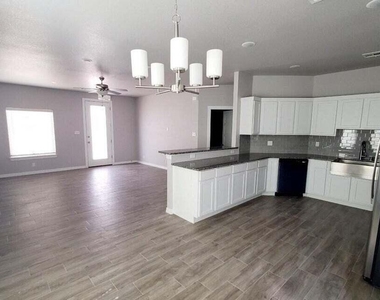 332 La Puesta Drive - Photo Thumbnail 1