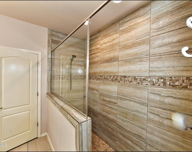 1908 William Caples Street - Photo Thumbnail 22