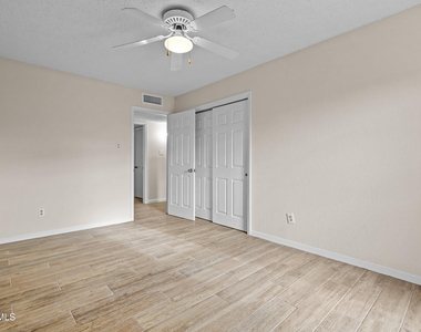 7141 Gran Vida Drive - Photo Thumbnail 8