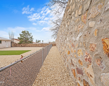 7141 Gran Vida Drive - Photo Thumbnail 29