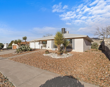 7141 Gran Vida Drive - Photo Thumbnail 1