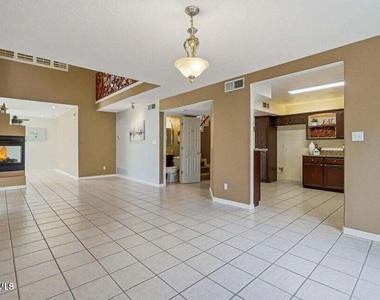 650 Vera Court - Photo Thumbnail 4